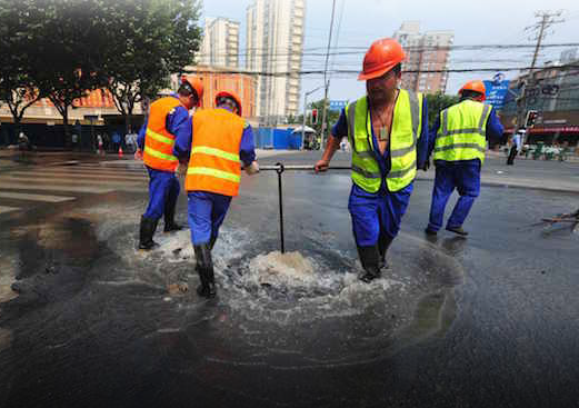 水务企业经受&ldquo;烤验&rdquo;  申城高温供水平稳  