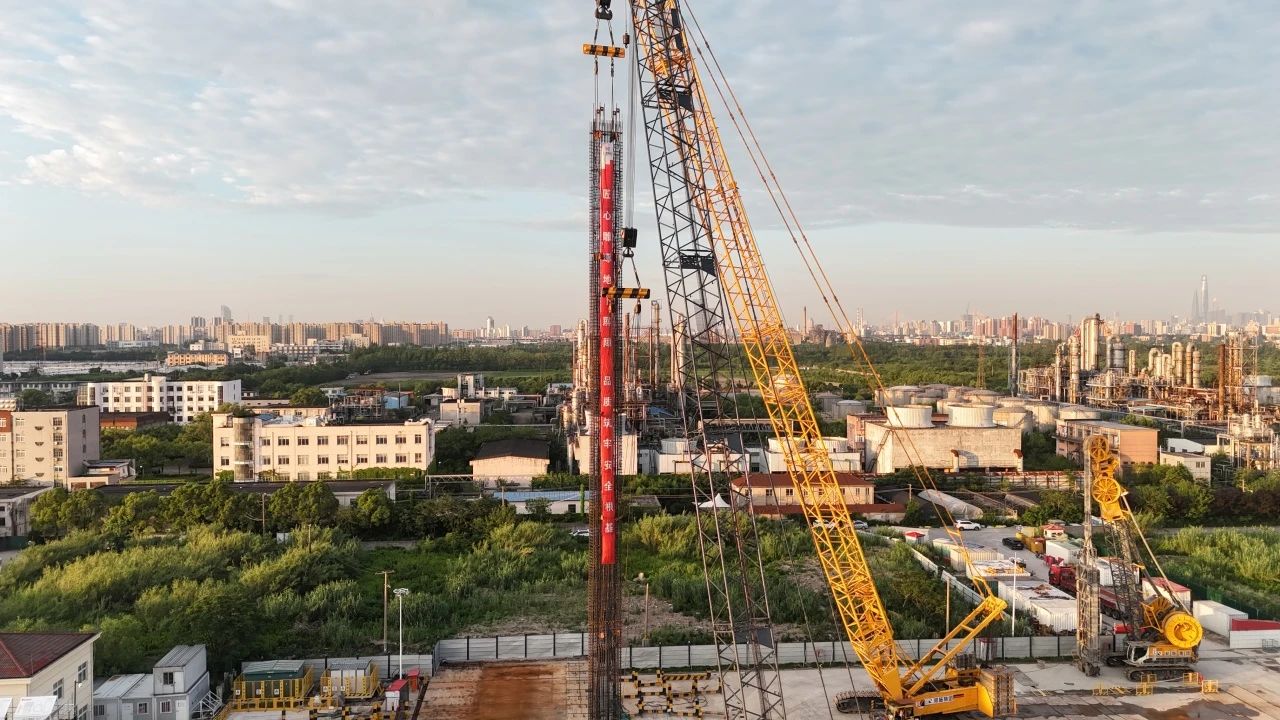 合流污水一期复线总管工程浦东北路泵站百米级地墙施工顺遂完成