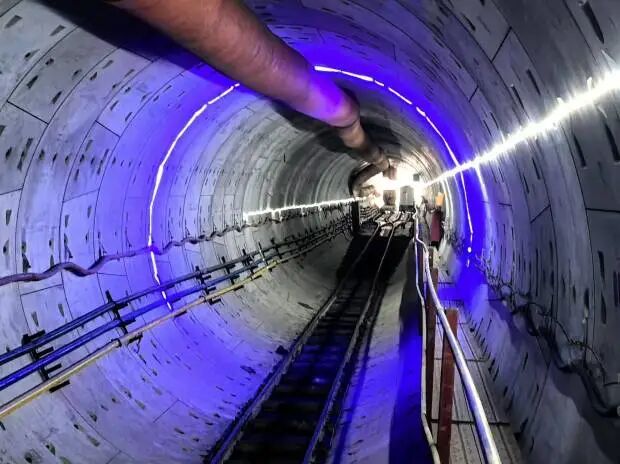 迎宾水厂进厂原水管工程顺遂通水